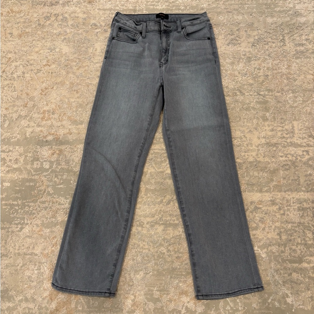 Quince Bella Stretch Straight Leg Jeans in Grey Wash